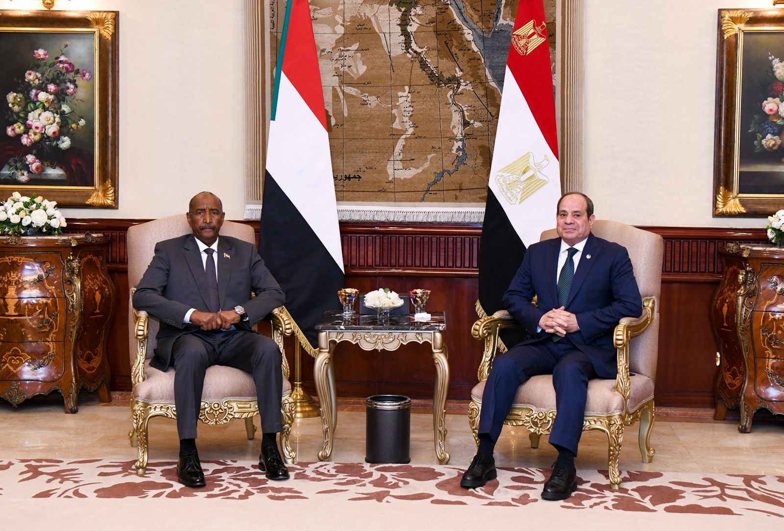 أخبار مصر - الرئيس السيسي يستقبل رئيس مجلس السيادة الانتقالي السوداني