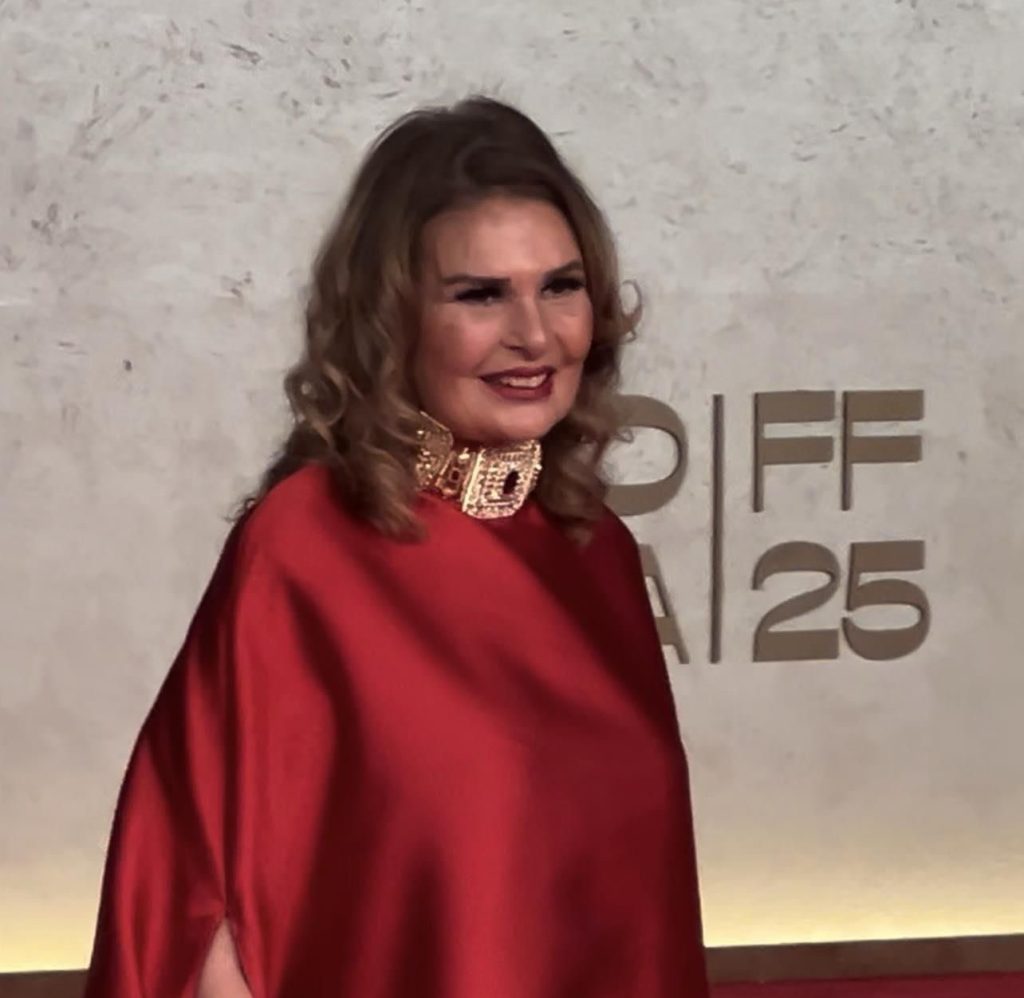 محطة مصر نيوز - يسرا تتألق على السجادة الحمراء في ختام مهرجان البحر الأحمر السينمائي الدولي