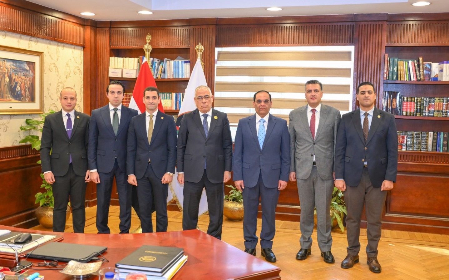 أخبار مصر - النائب العام يستقبل رئيس الاستئناف لنيابة الأموال العامة العليا لعرض الكشوف ربع السنوية