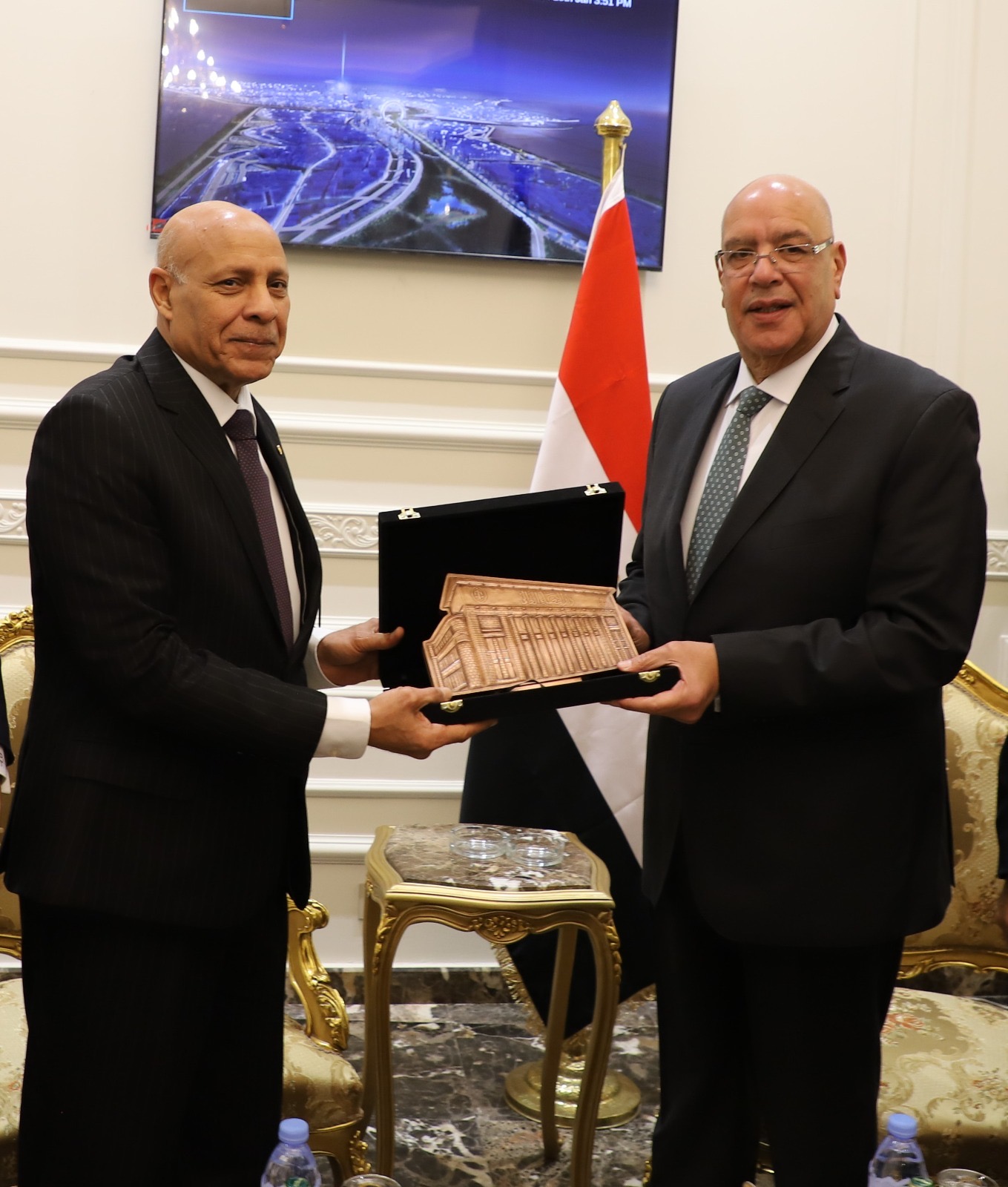 أخبار مصر - رئيس مجلس القضاء الأعلى يهنئ رئيس مجلس النواب