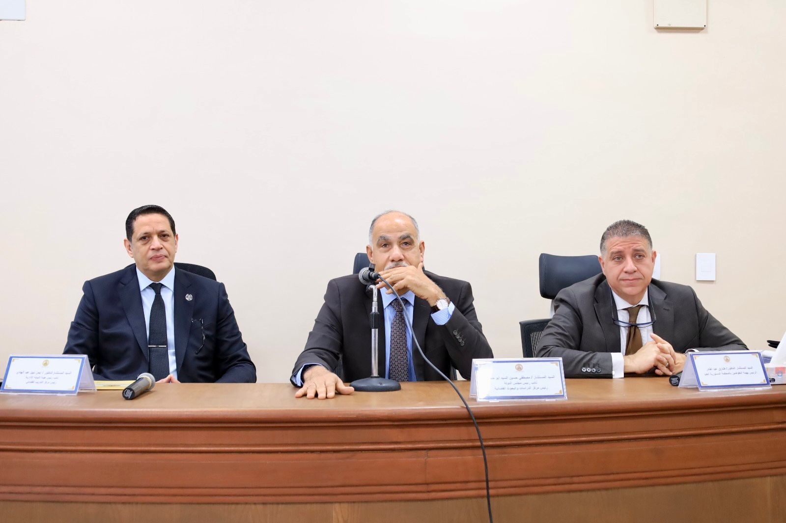 أخبار مصر والعالم لحظة بلحظة - النيابة الإدارية تُشارك فعاليات البرنامج التدريبي الذي نظمه مركز الدراسات والبحوث القضائية بمجلس الدولة