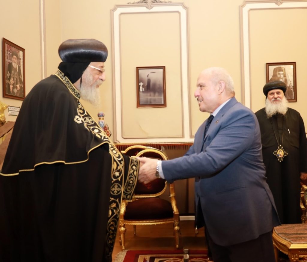 أخبار مصر والعالم لحظة بلحظة - رئيس هيئة النيابة الإدارية يُهنئ قداسة البابا تواضروس الثاني بمناسبة عيد الميلاد المجيد