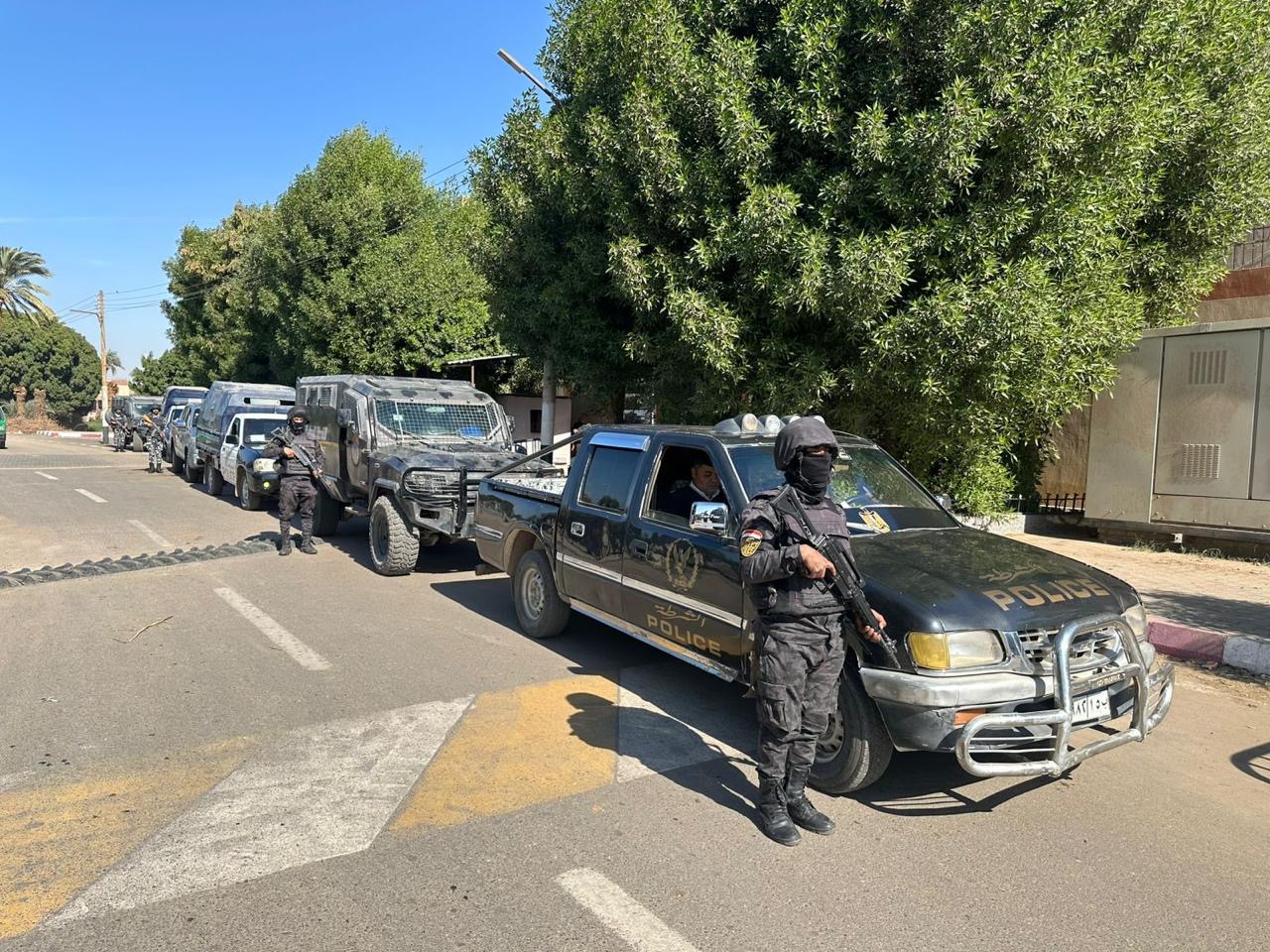 أخبار مصر - مدير أمن سوهاج يتفقد محيط الكنائس خلال احتفالات عيد الميلاد المجيد