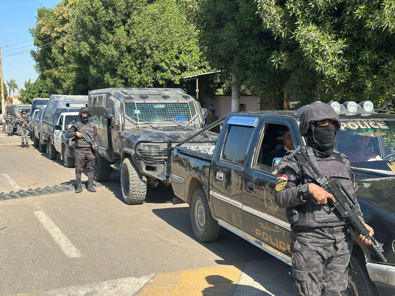 أخبار مصر - مدير أمن سوهاج يتفقد محيط الكنائس خلال احتفالات عيد الميلاد المجيد