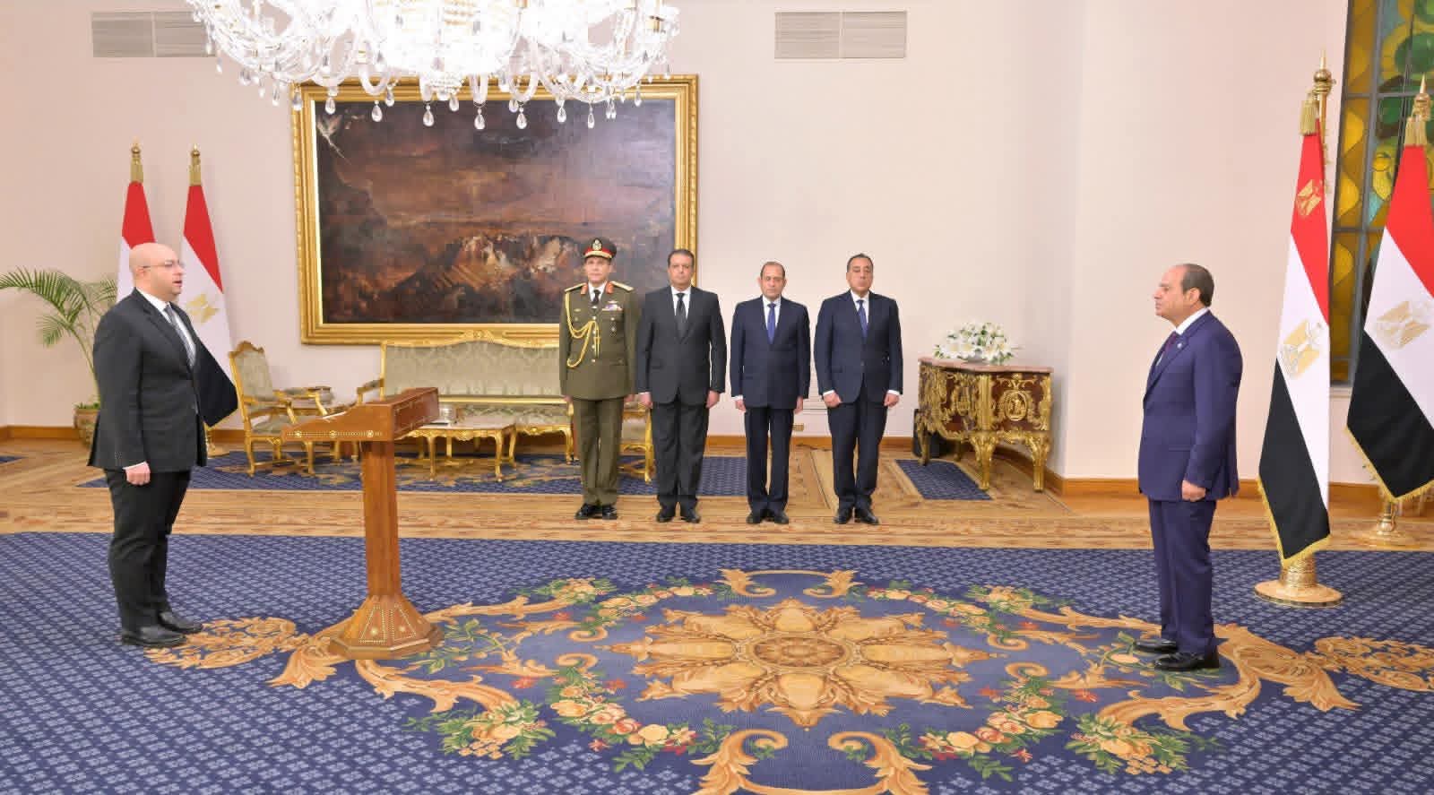 محطة مصر نيوز - الرئيس السيسي يشهد أداء المحافظين ونواب المحافظين الجدد اليمين الدستورية