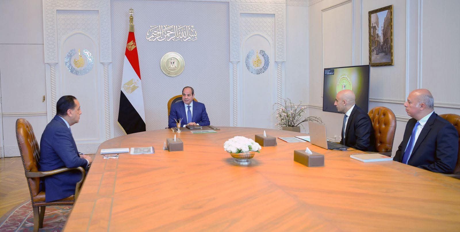 أخبار مصر والعالم لحظة بلحظة - الرئيس السيسي يوجه بمواكبة التطورات التكنولوجية في المنظومة التعليمية
