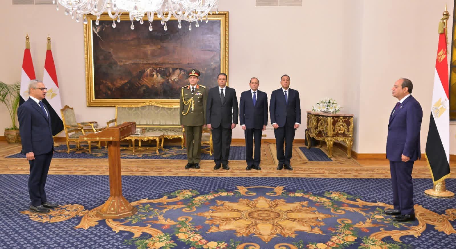 محطة مصر نيوز - الرئيس السيسي يشهد أداء المحافظين ونواب المحافظين الجدد اليمين الدستورية