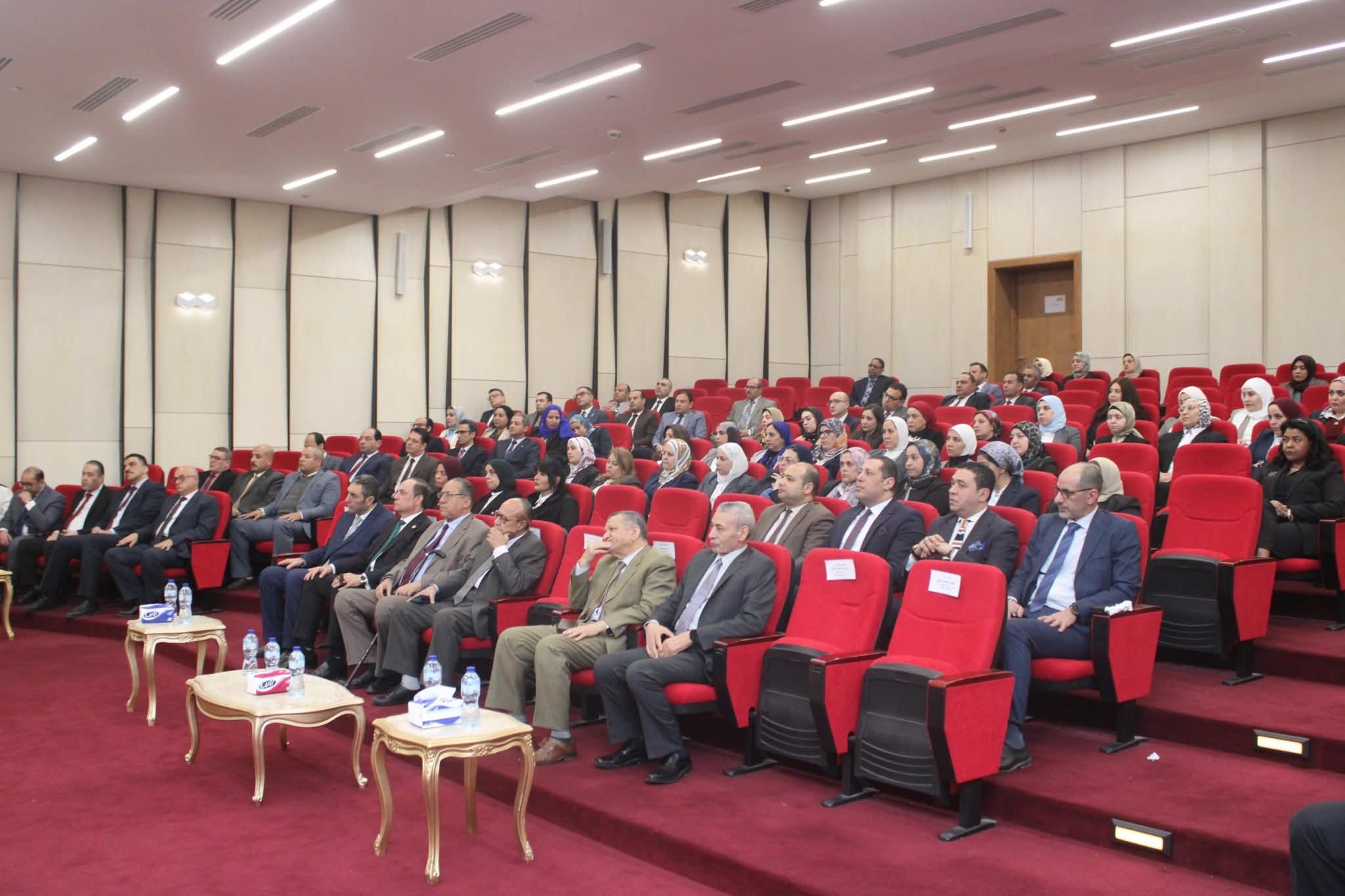 أخبار مصر والعالم لحظة بلحظة - رئيس هيئة النيابة الإدارية يشهد الاجتماع السنوي للمكتب الفني لشئون التأديب