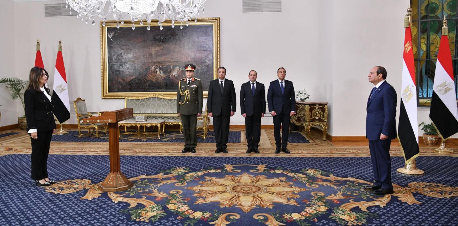 محطة مصر نيوز - الرئيس عبد الفتاح السيسي يشهد آداء اليمين الدستورية للوزراء الجدد