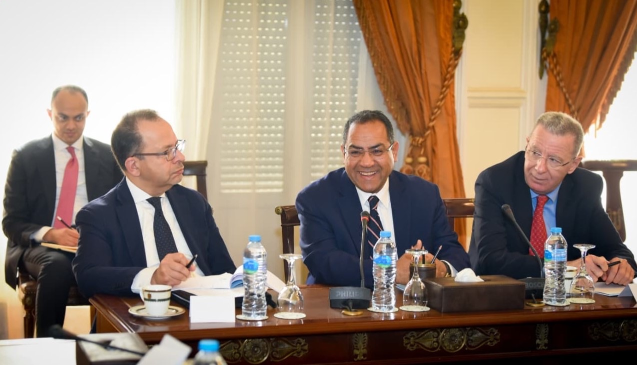 أخبار مصر - وزير الخارجية يلتقي أعضاء اللجنة الوطنية لآلية مراجعة النظراء الأفريقية