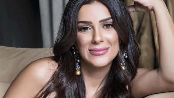 محطة مصر نيوز - إنجي المقدم: «علياء» في «الست موناليزا» شخصية شريرة صنعتها القسوة»