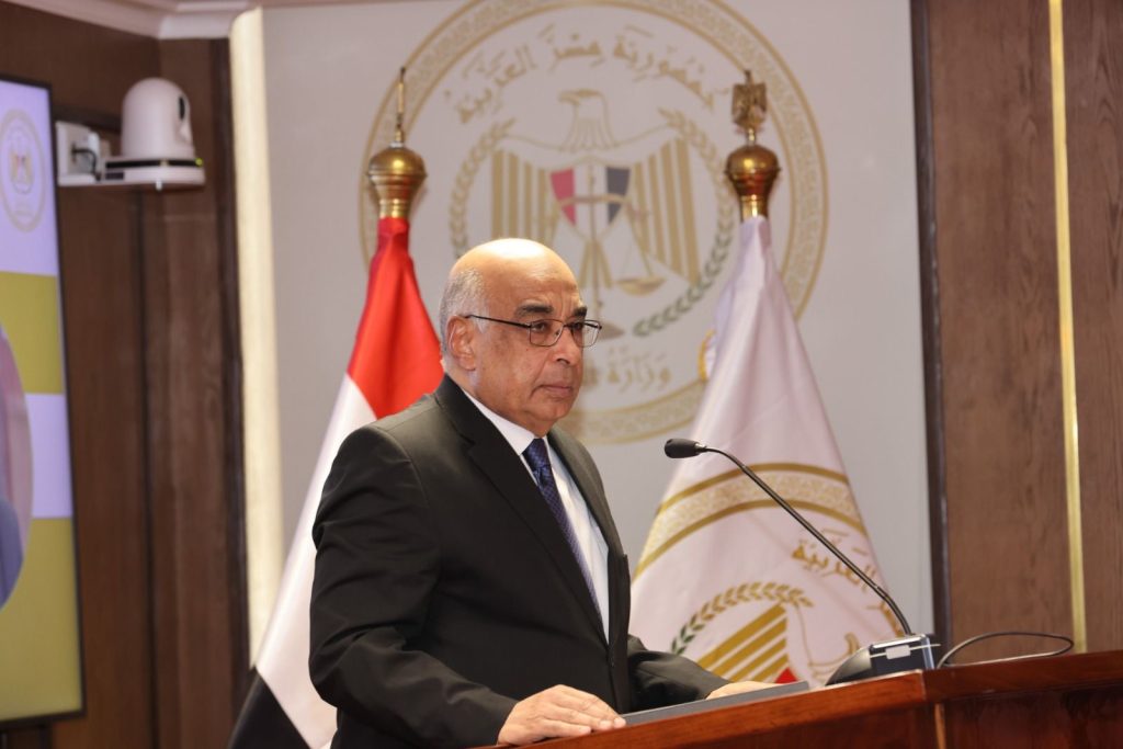 وزير العدل ورئيس محكمة النقض يشهدا افتتاح دورة أعضاء الجهات والهيئات القضائية في حقوق الملكية الفكرية أخبار مصر - وزير العدل ورئيس محكمة النقض يشهدا افتتاح دورة أعضاء الجهات والهيئات القضائية في حقوق الملكية الفكرية