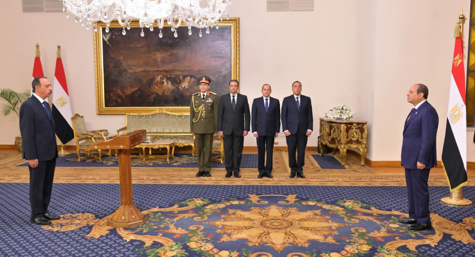 محطة مصر نيوز - الرئيس السيسي يشهد أداء المحافظين ونواب المحافظين الجدد اليمين الدستورية