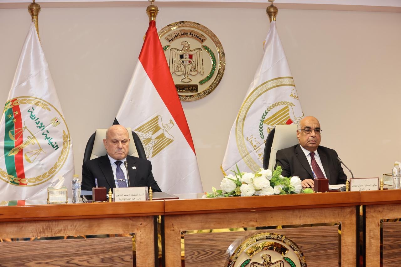 أخبار مصر والعالم لحظة بلحظة - أعضاء النيابة الإدارية وقضايا الدولة الجُدد يؤدون اليمين القانونية أمام وزير العدل