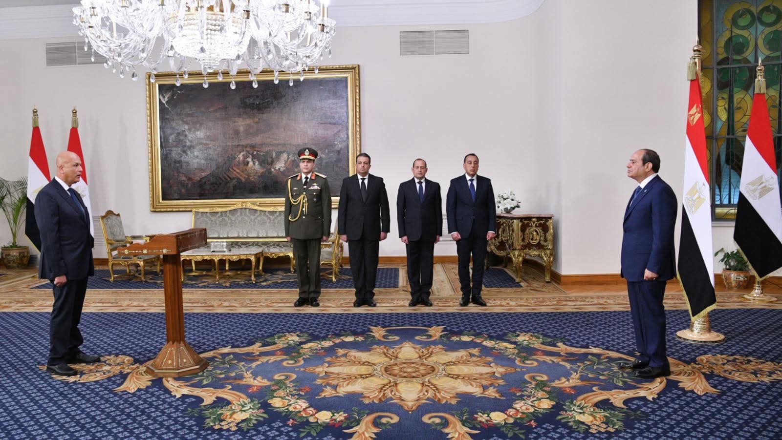 محطة مصر نيوز - الرئيس عبد الفتاح السيسي يشهد آداء اليمين الدستورية للوزراء الجدد