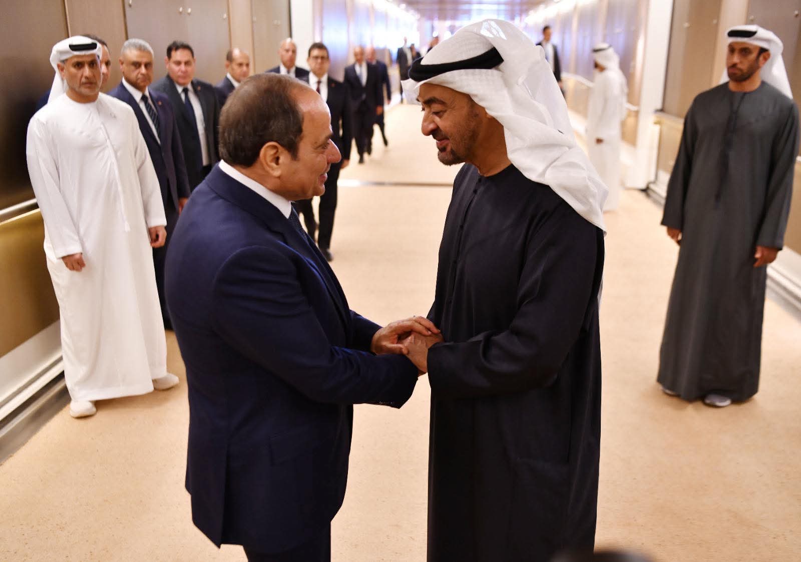 أخبار مصر - الرئيس السيسي يلتقي رئيس دولة الإمارات العربية المُتحدة بالعاصمة أبوظبي
