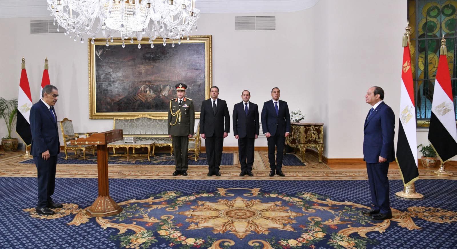 محطة مصر نيوز - الرئيس عبد الفتاح السيسي يشهد آداء اليمين الدستورية للوزراء الجدد