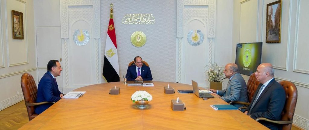 محطة مصر نيوز - الرئيس خلال لقاءه وزير الكهرباء: التوسع في مشروعات الطاقة المتجددة.. ودعم وتطوير المنظومة الكهربائية