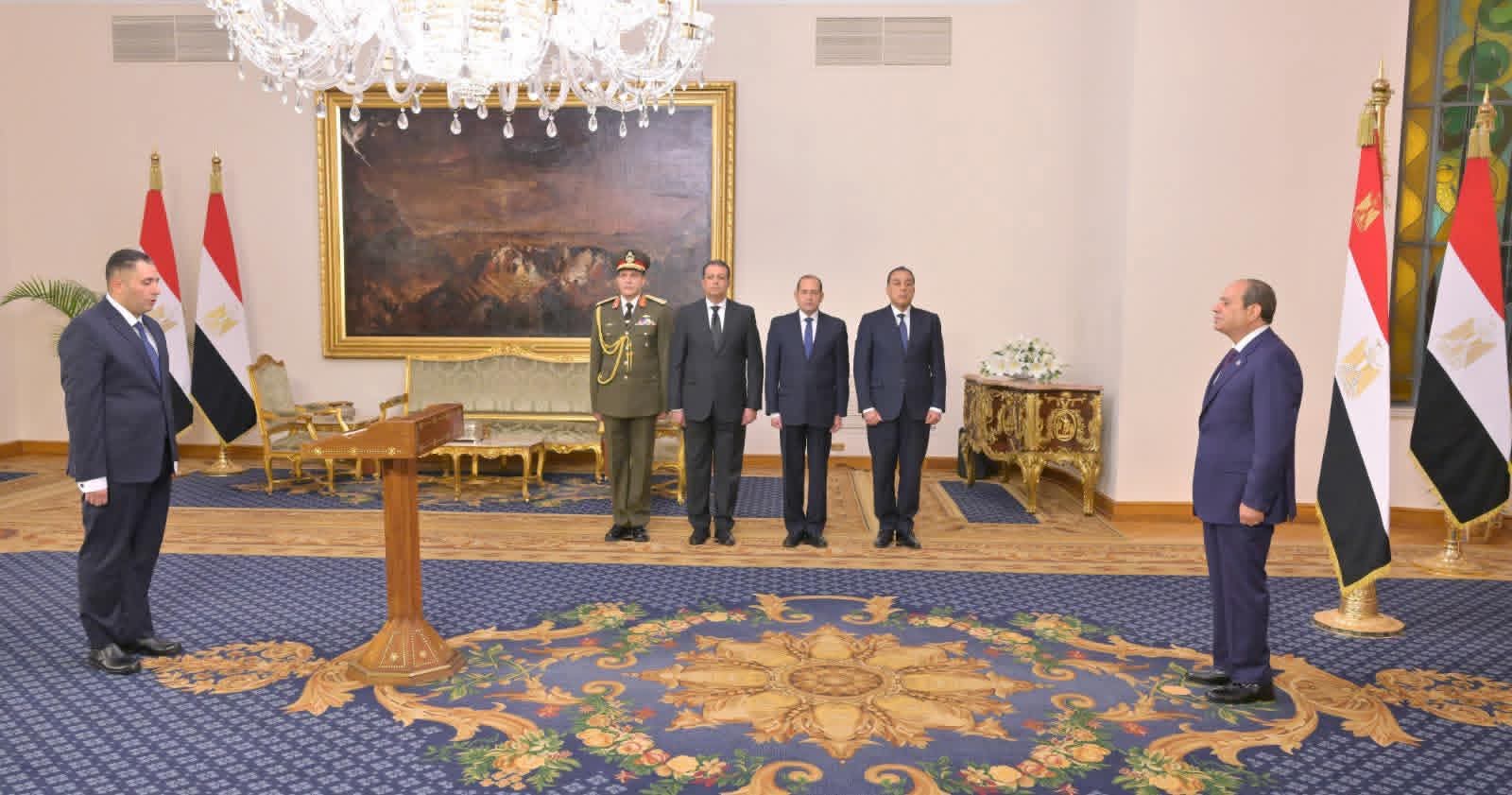 محطة مصر نيوز - الرئيس السيسي يشهد أداء المحافظين ونواب المحافظين الجدد اليمين الدستورية