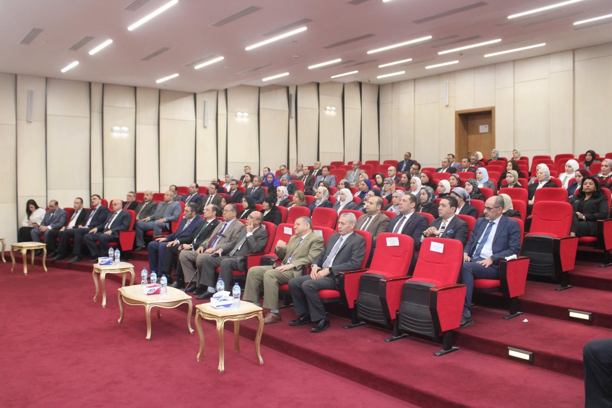 أخبار مصر والعالم لحظة بلحظة - رئيس هيئة النيابة الإدارية يشهد الاجتماع السنوي للمكتب الفني لشئون التأديب