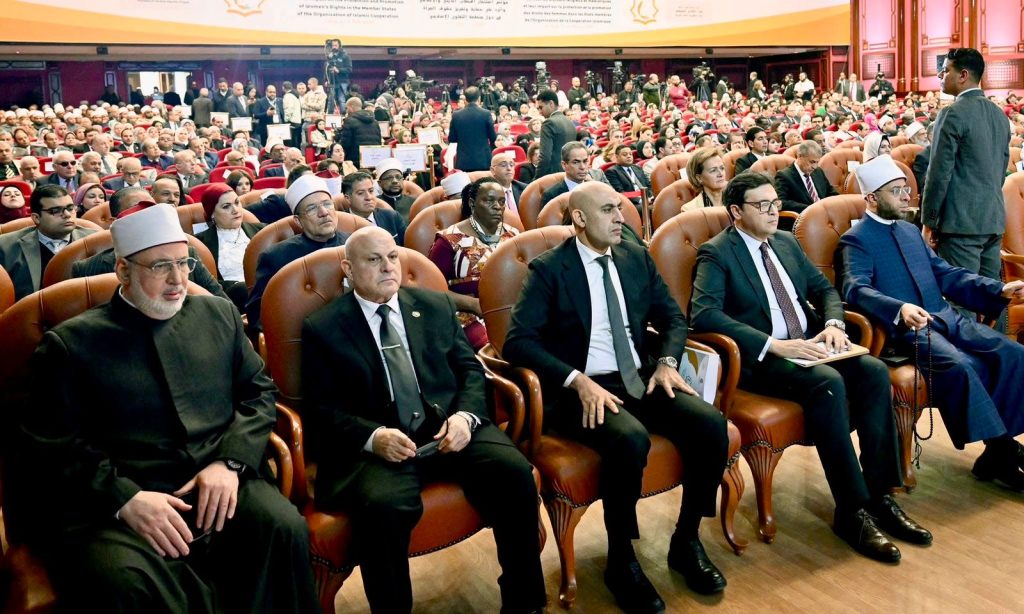 أخبار مصر - رئيس هيئة النيابة الإدارية يشهد فعاليات مؤتمر استثمار الخطاب الديني والإعلامي وأثره على حماية المرأة