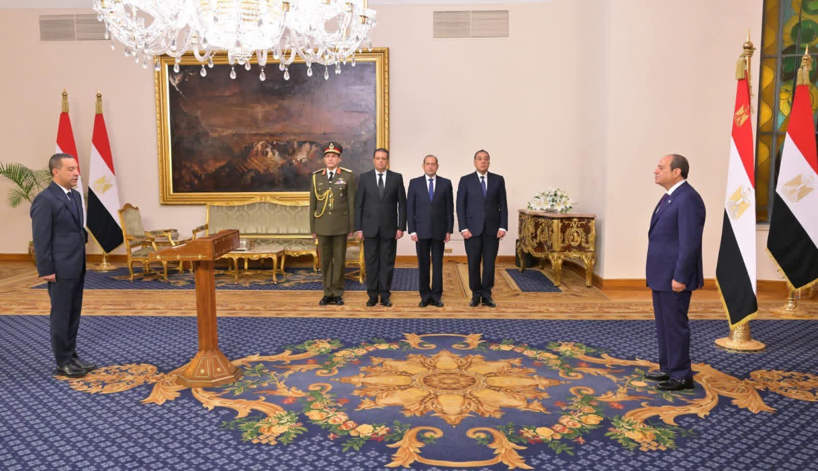 محطة مصر نيوز - الرئيس السيسي يشهد أداء المحافظين ونواب المحافظين الجدد اليمين الدستورية