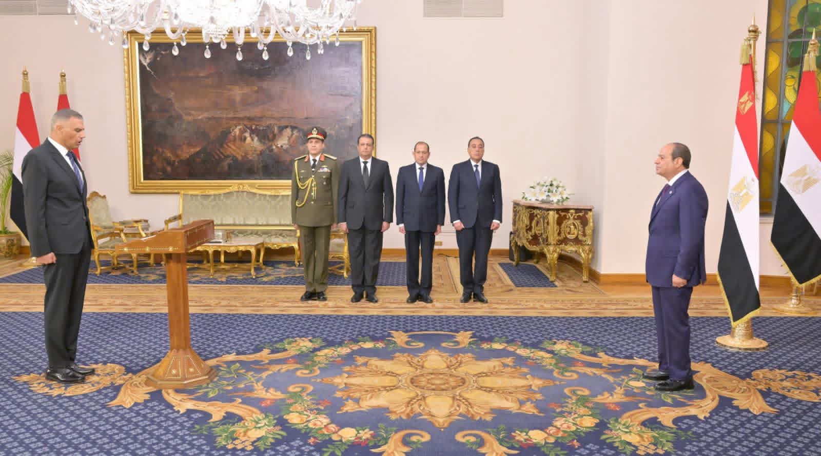 محطة مصر نيوز - الرئيس السيسي يشهد أداء المحافظين ونواب المحافظين الجدد اليمين الدستورية