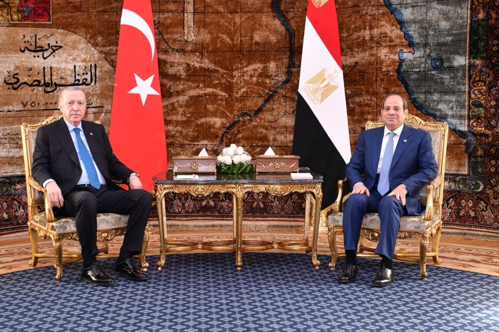 أخبار مصر - الرئيس السيسي والرئيس رجب طيب أردوغان يشاركان الجلسة الختامية لمنتدى الأعمال المصري - التركي