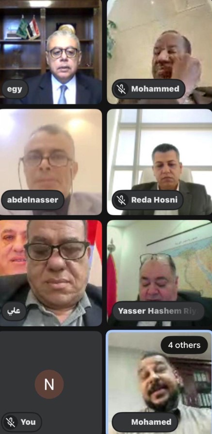 محطة مصر نيوز - السفير المصري لدى المملكة العربية السعودية يعقد اجتماعاً مع عدد من رموز الجالية للإطمئنان على أحوالهم