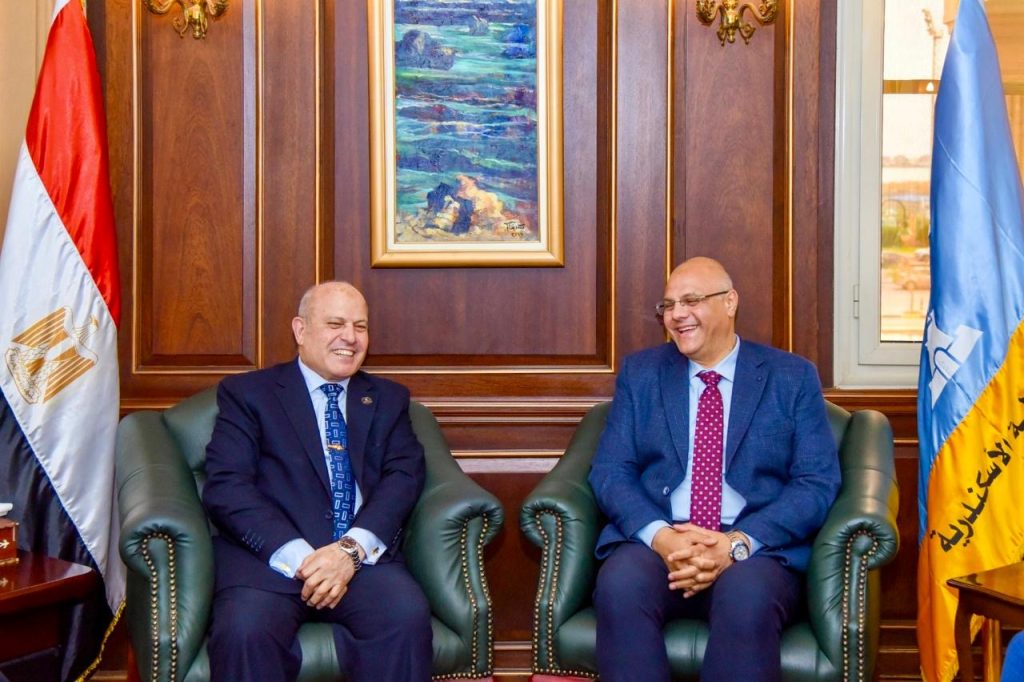 محطة مصر نيوز - المستشار محمد الشناوي رئيس هيئة النيابة الإدارية يُهنئ محافظ الإسكندرية