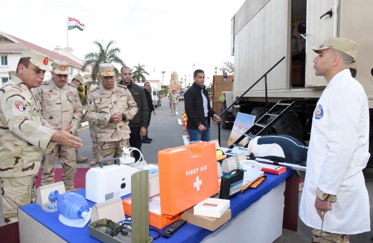 محطة مصر نيوز - وزير الدفاع يتفقد الجاهزية القتالية للمنطقة المركزية العسكرية