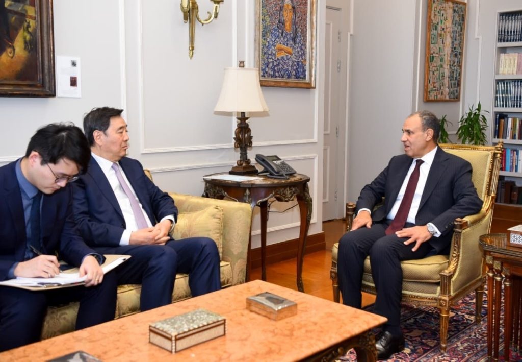 محطة مصر نيوز - وزير الخارجية المصري يستقبل المبعوث الصيني للشرق الأوسط