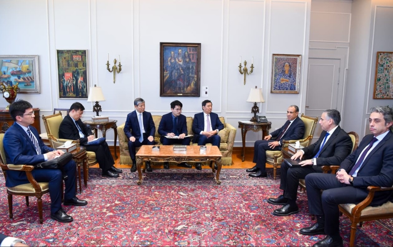 محطة مصر نيوز - وزير الخارجية المصري يستقبل المبعوث الصيني للشرق الأوسط