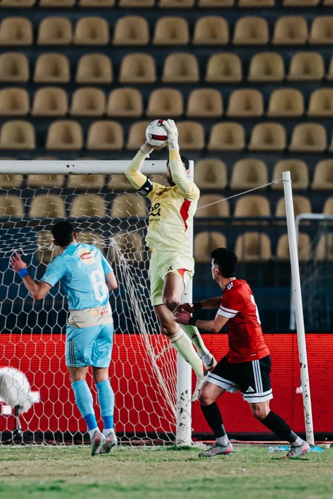 أخبار مصر - «الأهلي» يسقط أمام طلائع الجيش ورصيده يتجمد عند النقطة 40