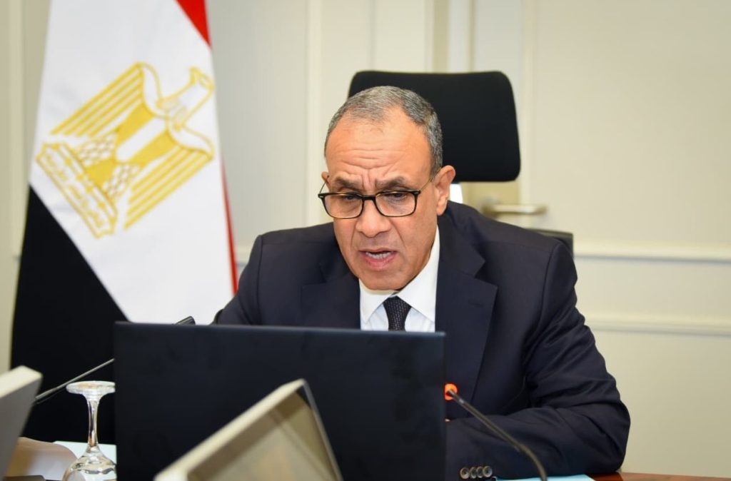 أخبار مصر والعالم لحظة بلحظة - وزير الخارجية يُوكد إدانة مصر القاطعة للاعتداءات التي استهدفت دول الخليج