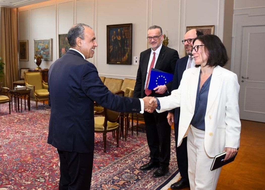 محطة مصر نيوز - وزير الخارجية المصري يستقبل وفد من البنك الأوروبي للاستثمار