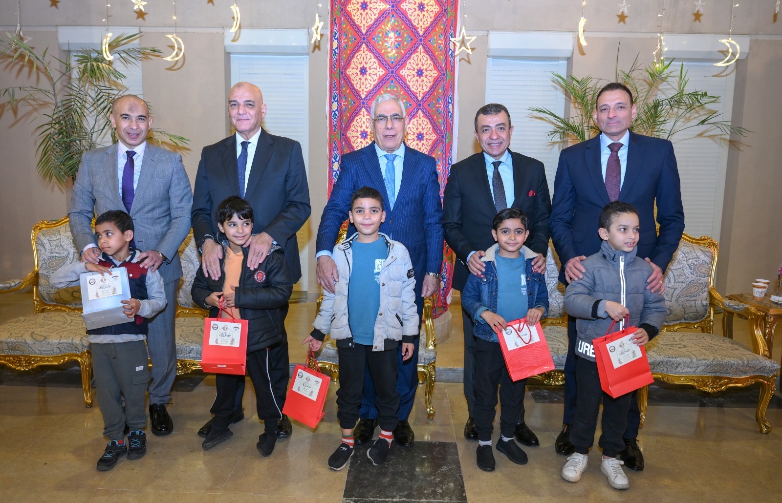 محطة مصر نيوز - النائب العام يستقبل عددًا من أطفال مستشفى 57957 على مأدبة إفطار شهر رمضان المبارك