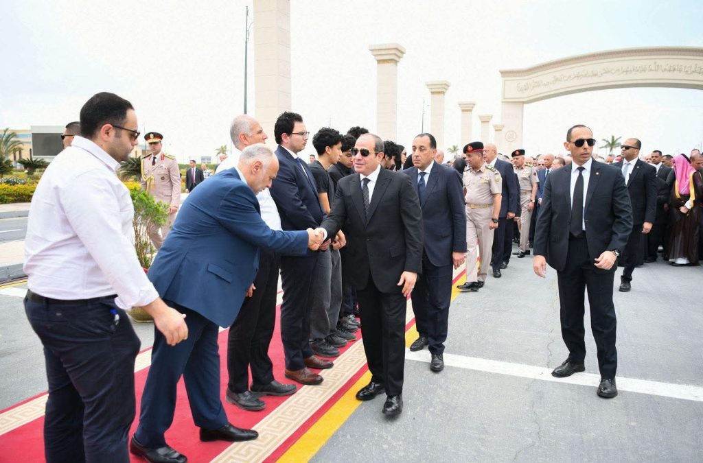 محطة مصر نيوز - الرئيس السيسي يتقدم مشيعي جنازة اللواء كمال مدبولي والد الدكتور مصطفى مدبولي