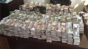 محطة مصر نيوز - ضبط 4 أشخاص بتهمة غسل 100 مليون جنيه