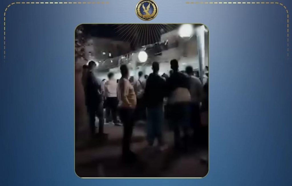 أخبار مصر والعالم لحظة بلحظة - مشاجرة بين ركاب داخل مترو الأنفاق بالزيتون بسبب التزاحم.. وضبط أطراف الواقعة