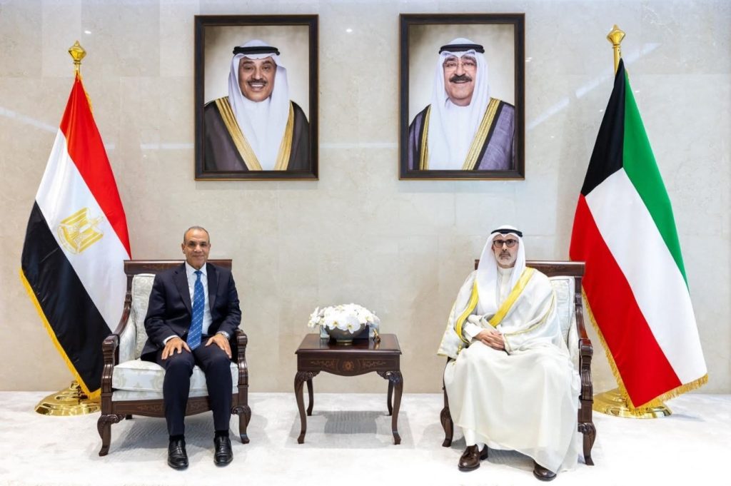 أكد تضامن مصرمع دولة الكويت.. وزير الخارجية يعقد مباحثات مع نظيره الكويتي أخبار مصر - أكد تضامن مصرمع دولة الكويت.. وزير الخارجية يعقد مباحثات مع نظيره الكويتي