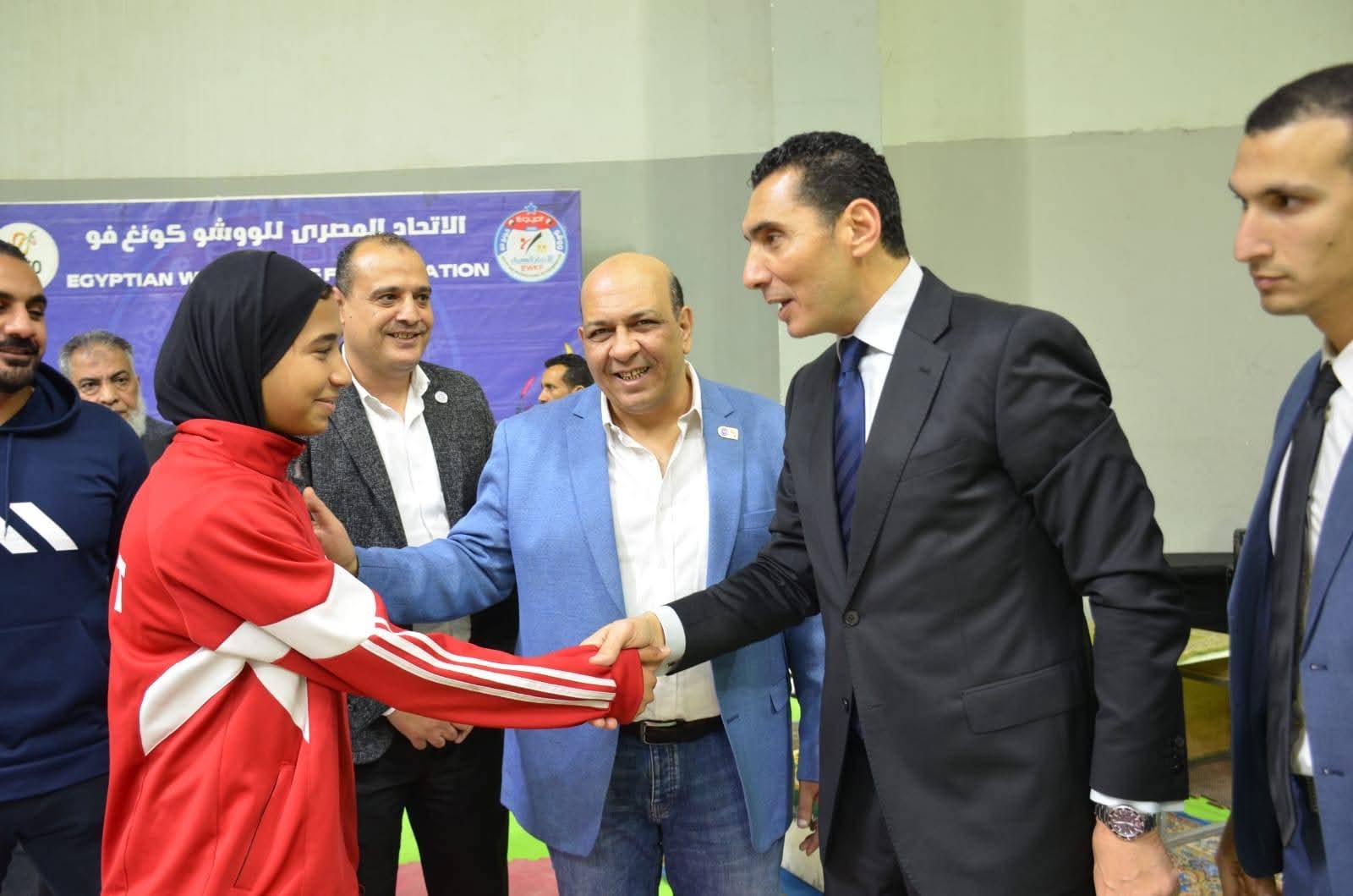 محطة مصر نيوز - وزير الشباب والرياضة يدعم أبطال الووشو كونغ فو باستاد القاهرة بعد إنجاز بطولة العالم