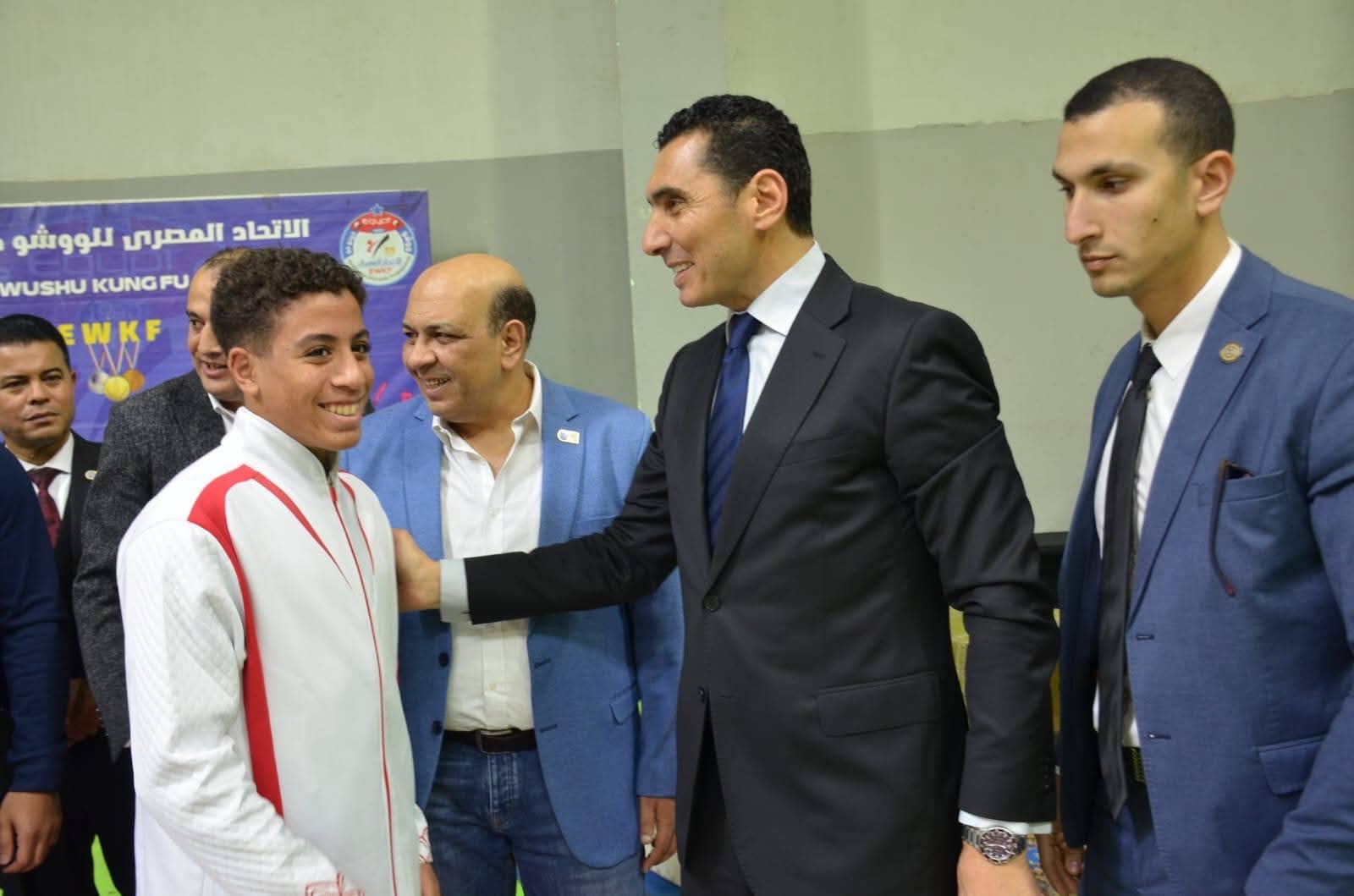 محطة مصر نيوز - وزير الشباب والرياضة يدعم أبطال الووشو كونغ فو باستاد القاهرة بعد إنجاز بطولة العالم