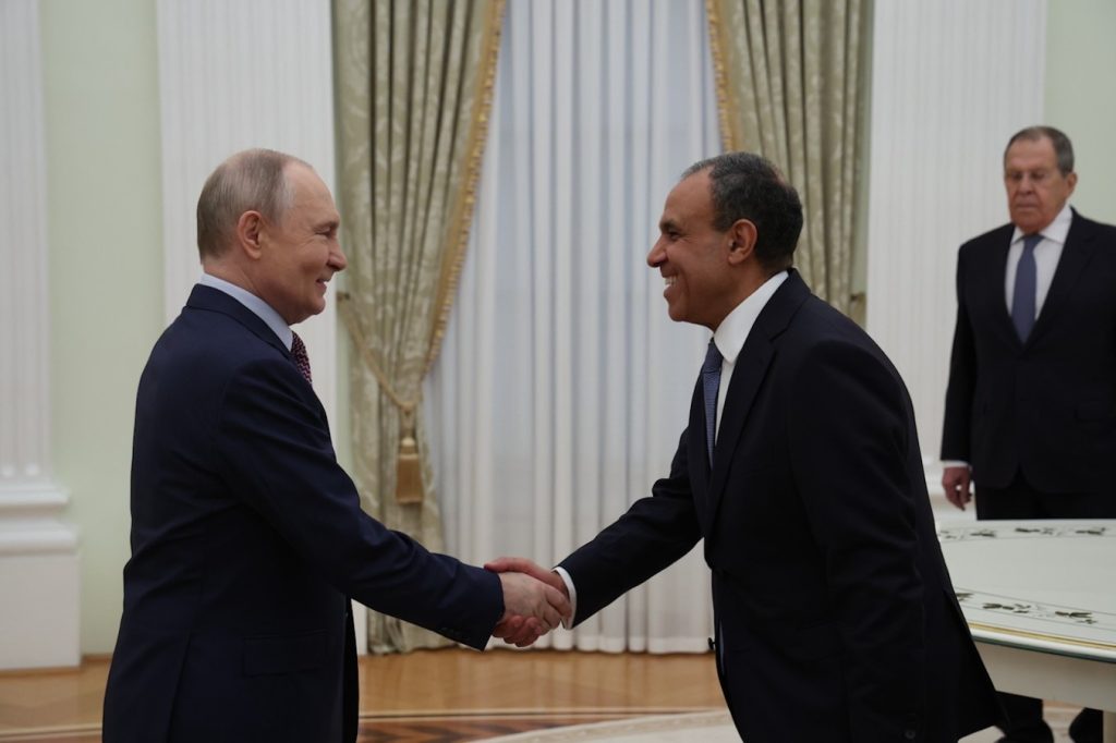 محطة مصر نيوز - وزير الخارجية يُسلم رسالة خطية من رئيس الجمهورية إلى الرئيس الروسي