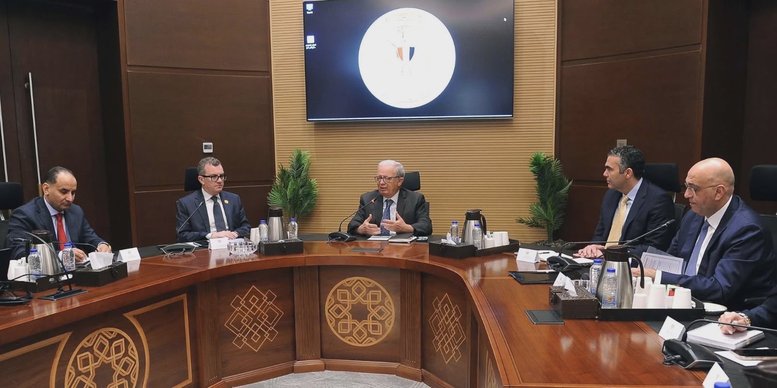 محطة مصر نيوز - نائب رئيس الوزراء للشئون الاقتصادية يعقد اجتماعاً بشأن الاجتماع المُقبل للمجموعة الوزارية لريادة الأعمال