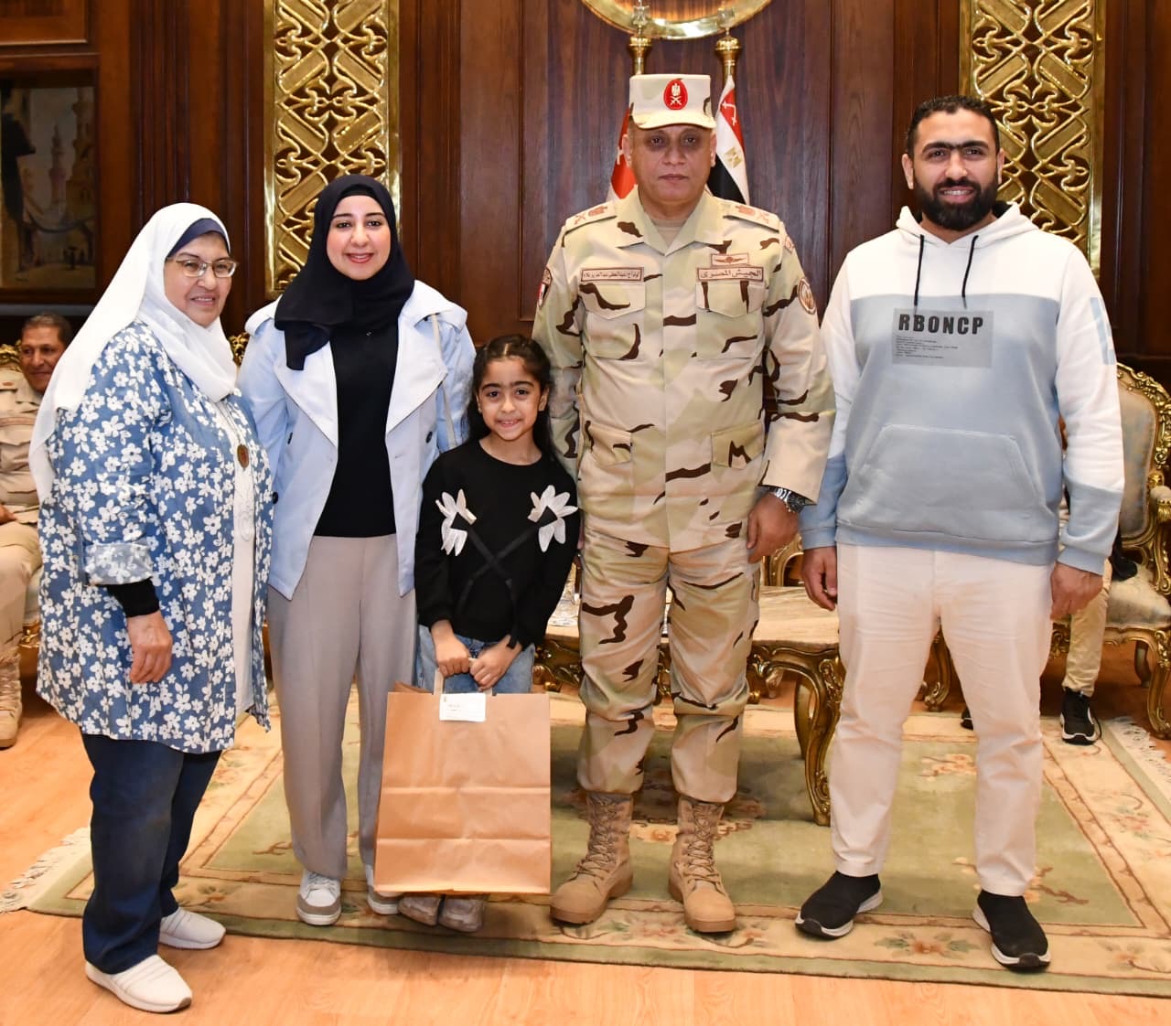 محطة مصر نيوز - الجيوش الميدانية والمناطق العسكرية تفتح أبوابها للاحتفال مع أطفال مصر بيوم اليتيم