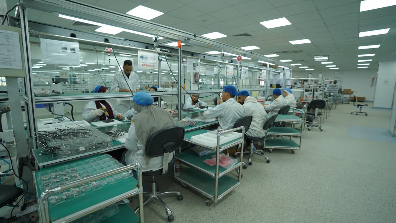 محطة مصر نيوز - منتجات الهيئة العربية للتصنيع «زيروتك» تحصل على اعتماد MFi من Apple العالمية