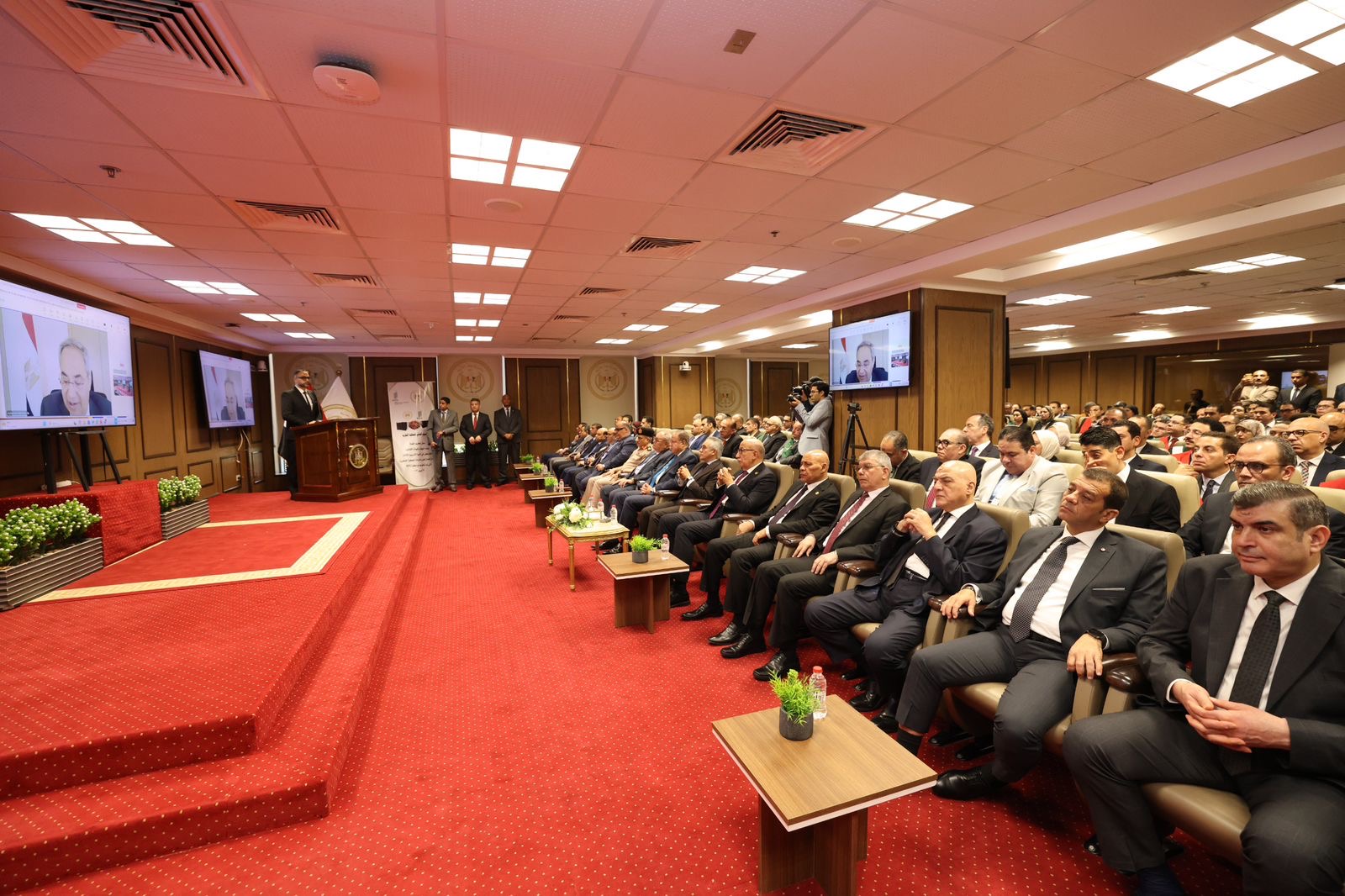 محطة مصر نيوز - وزير العدل يكرم أوائل القضاة في دورة الملكية الفكرية.. ويؤكد: نؤسس لعدالة تدعم الابتكار