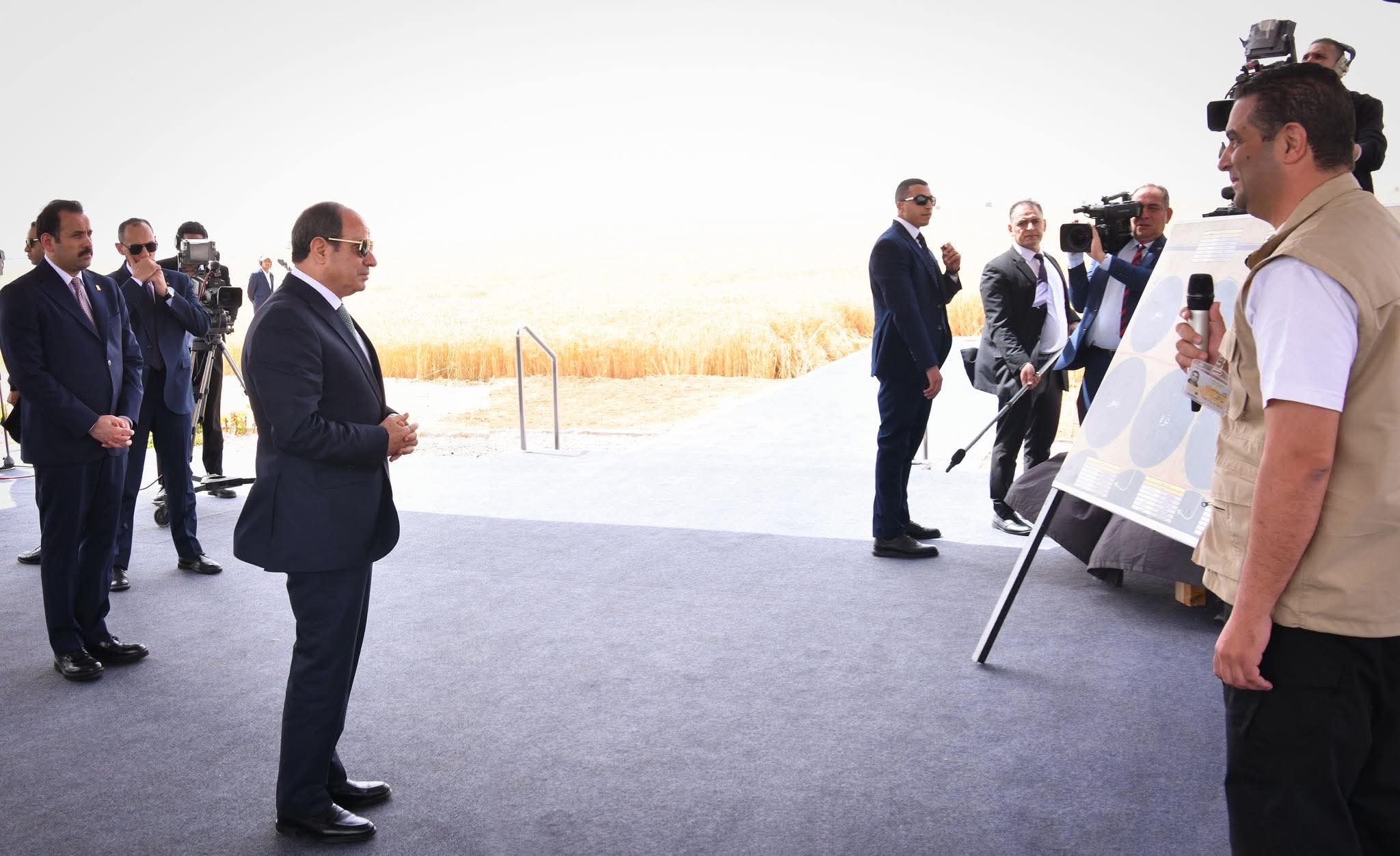 أخبار مصر والعالم لحظة بلحظة - السيسي يفتتح مشروع الدلتا الجديدة بمحور الشيخ زايد.. ويوجه رسالة فخر للمصريين بحجم الإنجاز