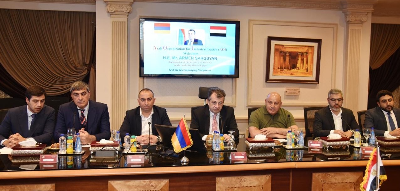 محطة مصر نيوز - رئيس الهيئة العربية للتصنيع يبحث مع سفير أرمينيا فتح آفاق جديدة من التعاون والشراكة والاستثمار